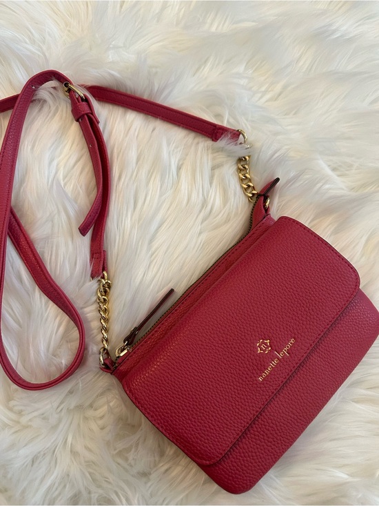Nanette Lepore Handbags - Like New Nanette Lepore Raspberry Pink Vegan Leather Crossbody Gold Chain